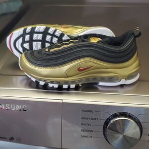Authentic Nike 97 Size 4 & 5